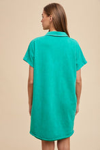 Load image into Gallery viewer, Annie Wear Mineral Washed Johnny Collar Short Sleeve Dress
