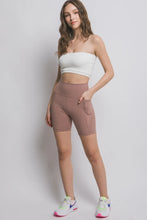Load image into Gallery viewer, df7f756c-fb42-48d9-a141-00dd85673211-Max
