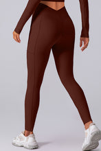 Load image into Gallery viewer, High Waist Active Leggings with Pockets
