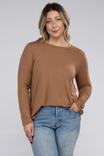 Load image into Gallery viewer, Plus Long Sleeve Round Neck Round Hem Top
