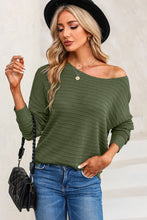 Load image into Gallery viewer, Womems - Green - Textured Knit Round Neck Dolman Sleeve Sweater
