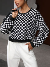 Load image into Gallery viewer, Plaid Round Neck Long Sleeve Sweatshirt
