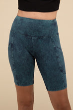 Load image into Gallery viewer, Mineral Wash Wide Waistband Pocket Leggings
