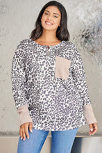 Load image into Gallery viewer, Plus Size Leopard Print Long Sleeve Sweatshirt
