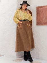 Load image into Gallery viewer, Plus Size Embroidered Pocketed High Waist Skirt
