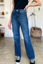 Load image into Gallery viewer, Judy Blue Full Size High Waist Tummy Control Straight Jeans
