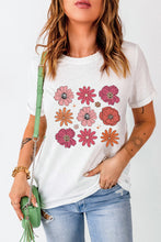 Load image into Gallery viewer, White Flower Graphic T Shirt
