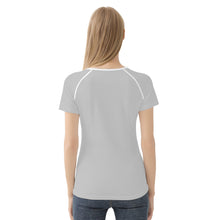 Load image into Gallery viewer, Ti Amo I love you - Exclusive Brand - Silver - White Daisy - Women&#39;s T shirt
