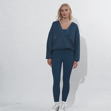 Load and play video in Gallery viewer, product video
