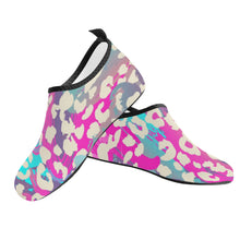 Load image into Gallery viewer, Ti Amo I love you - Exclusive Brand - Women&#39;s Barefoot Aqua Shoes
