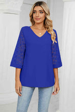 Load image into Gallery viewer, V-Neck Three-Quarter Sleeve Top
