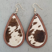 Load image into Gallery viewer, Teardrop Shape Wooden Dangle Earrings
