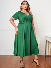 Load image into Gallery viewer, Womens Plus Size - Short Sleeve Surplice Neck Midi Dress - Sizes 1XL-4XL
