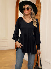 Load image into Gallery viewer, V-Neck Lantern Sleeve Blouse
