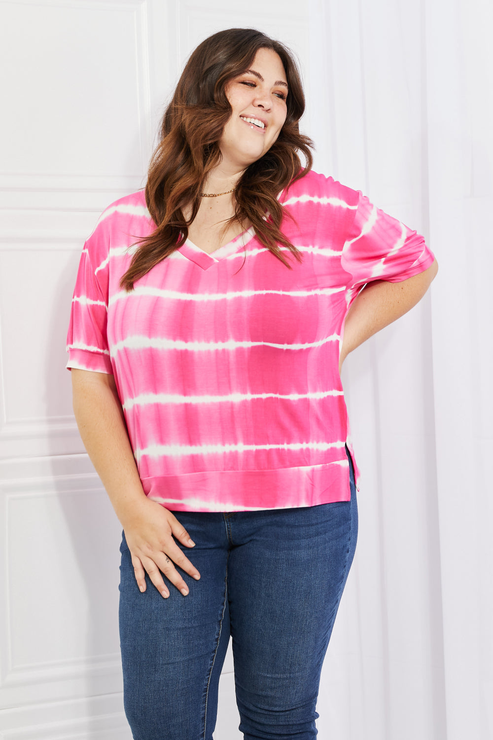 Womens / Teen Girls / Womens Plus Size - Yelete Full Size Oversized Fit V-Neck Striped Top