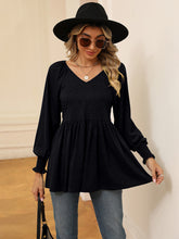 Load image into Gallery viewer, V-Neck Lantern Sleeve Blouse
