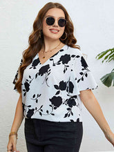 Load image into Gallery viewer, Floral V-Neck Flutter Sleeve Blouse
