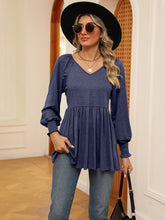 Load image into Gallery viewer, V-Neck Lantern Sleeve Blouse
