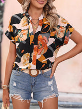 Load image into Gallery viewer, Printed Notched Short Sleeve Blouse
