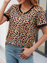 Load image into Gallery viewer, 4 Colors - Leopard Round Neck Short Sleeve Tee Shirt
