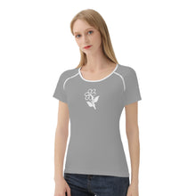 Load image into Gallery viewer, Ti Amo I love you - Exclusive Brand  - Silver Chalice - White Daisy - Women&#39;s T shirt
