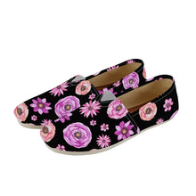 Load image into Gallery viewer, Ti Amo I love you  - Exclusive Brand  - Black with Flowers - Womens Casual Flats - Ladies Driving Shoes
