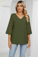 Load image into Gallery viewer, V-Neck Three-Quarter Sleeve Top
