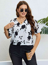 Load image into Gallery viewer, Floral V-Neck Flutter Sleeve Blouse
