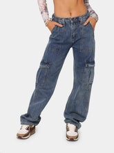 Load image into Gallery viewer, Women&#39;s Straight Jeans with Pockets
