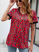 Load image into Gallery viewer, 4 Colors - Leopard Round Neck Short Sleeve Tee Shirt
