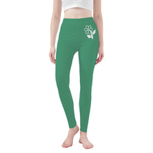 Load image into Gallery viewer, Ti Amo I love you - Exclusive Brand  - Smaragdine -  White Daisy -  Yoga Leggings
