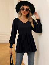 Load image into Gallery viewer, V-Neck Lantern Sleeve Blouse
