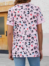 Load image into Gallery viewer, 4 Colors - Leopard Round Neck Short Sleeve Tee Shirt
