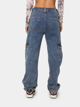 Load image into Gallery viewer, Women&#39;s Straight Jeans with Pockets
