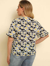 Load image into Gallery viewer, Plus Size Floral Round Neck Tie Hem Blouse
