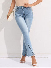 Load image into Gallery viewer, Slit Buttoned Jeans with Pockets
