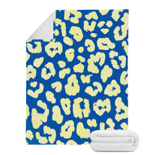 Load image into Gallery viewer, Ti Amo I love you - Exclusive Brand -Endeavour &amp; Shalimar Animal Pirnt -  Micro Fleece Blankets
