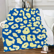 Load image into Gallery viewer, Ti Amo I love you - Exclusive Brand -Endeavour &amp; Shalimar Animal Pirnt -  Micro Fleece Blankets
