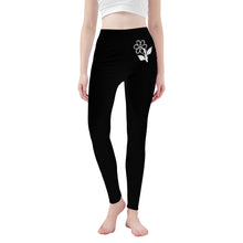 Load image into Gallery viewer, Ti Amo I love you - Exclusive Brand  - Vantablack -  White Daisy -  Yoga Leggings
