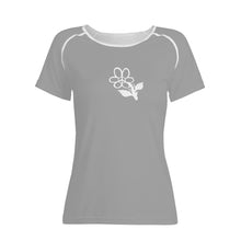 Load image into Gallery viewer, Ti Amo I love you - Exclusive Brand  - Silver Chalice - White Daisy - Women&#39;s T shirt
